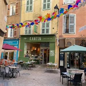  Appartement Akropole De Caroline, Central, Lumineux, Calme, Free Parking, Lift, 3 Beds